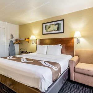 Standard King Room Disability Access